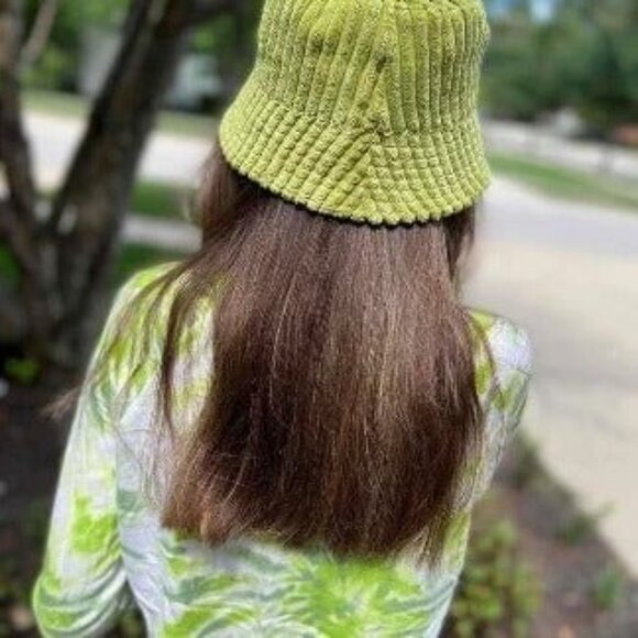 Wild Fable Women's Wide Wale Green Corduroy Bucket Hat - Picture 3 of 4